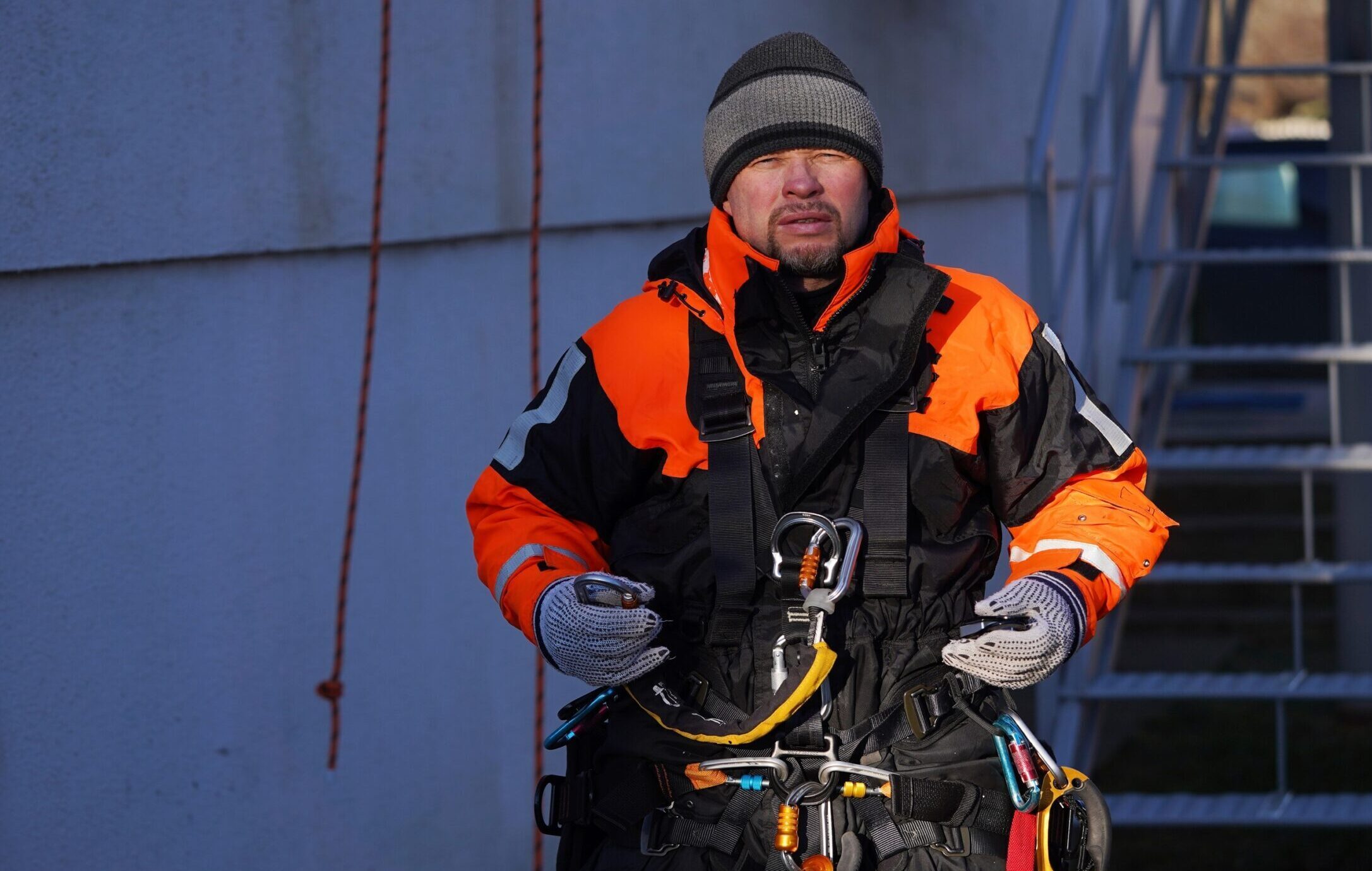 Managing the psychological stress of high pressure rescue situations